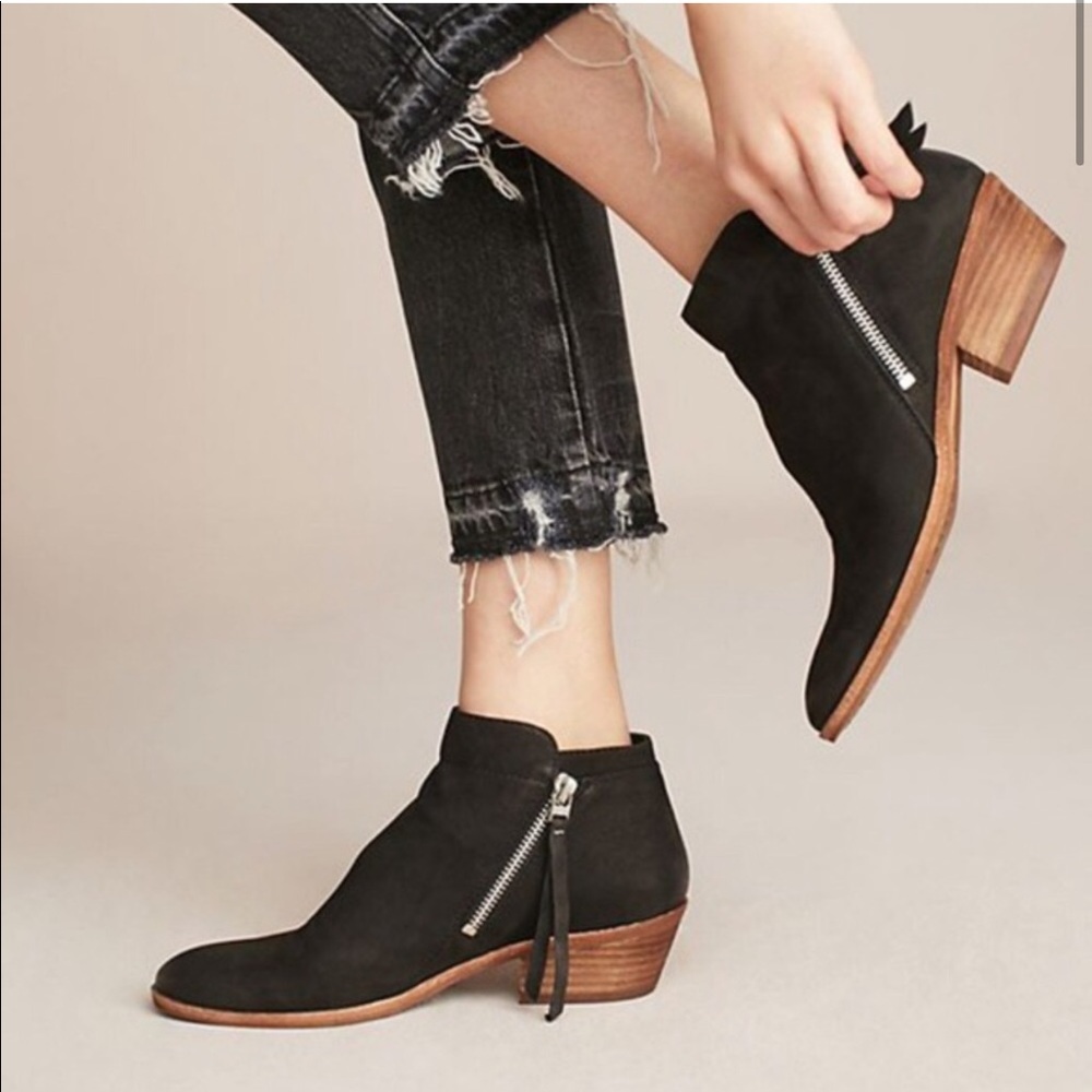 Black Sam Edelman Leather Packer Booties in size 7.5